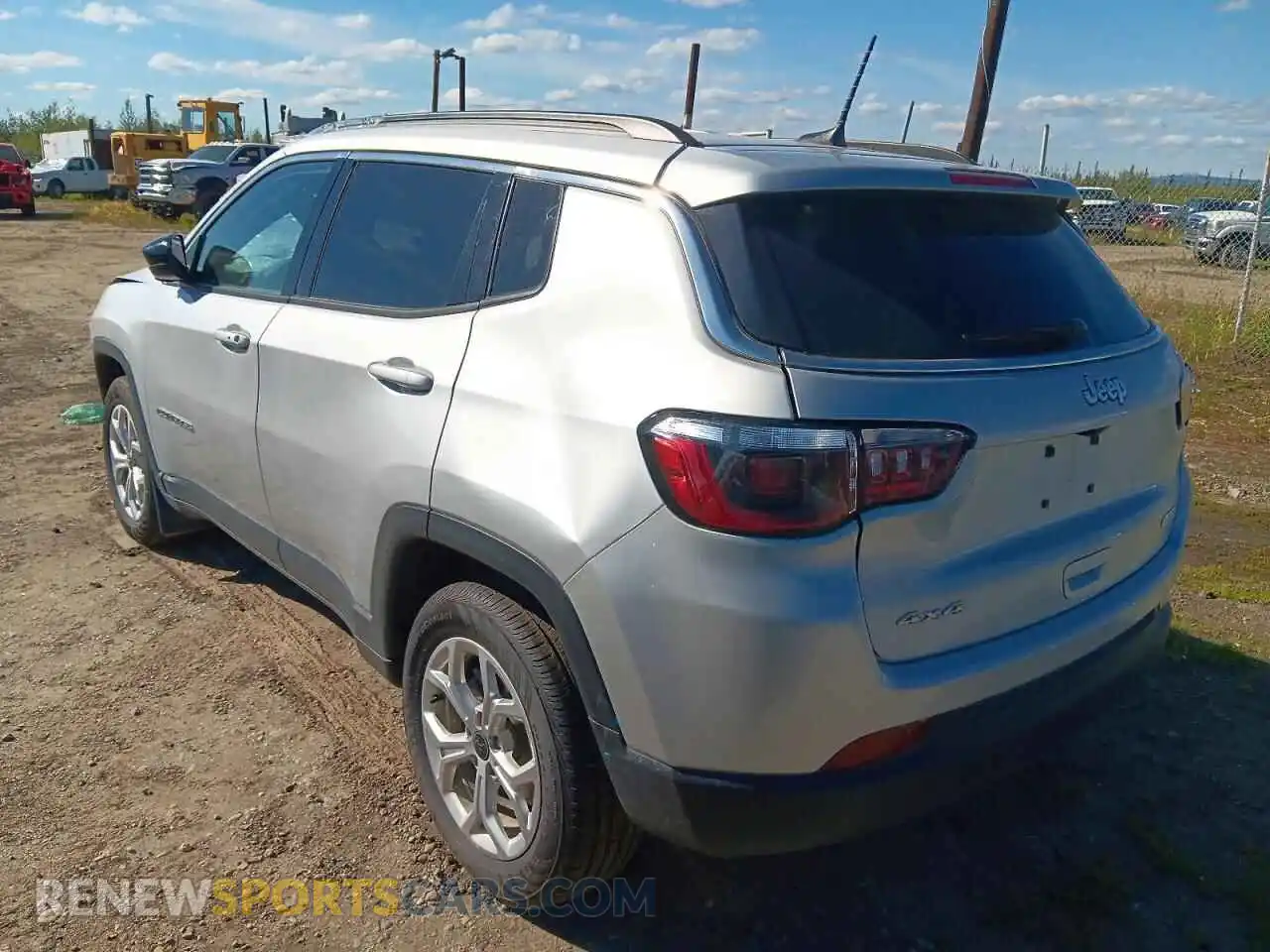 2 Photograph of a damaged car 3C4NJDBN4ST571998 JEEP COMPASS 2025