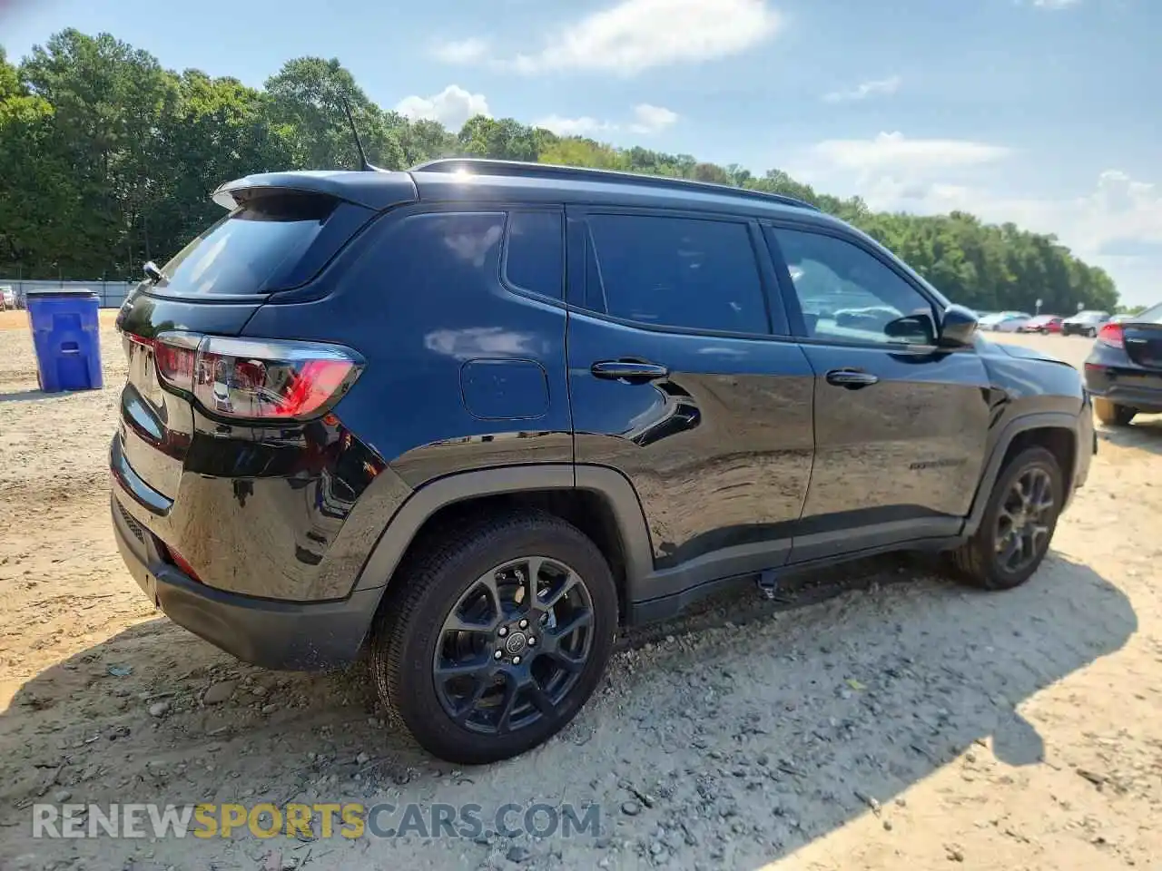 3 Фотография поврежденного автомобиля 3C4NJDBN5ST541442 JEEP COMPASS 2025