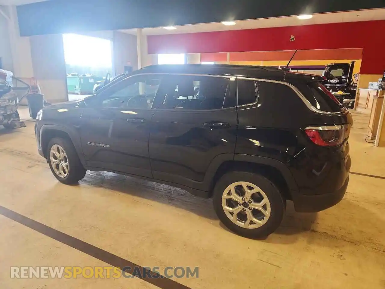 2 Photograph of a damaged car 3C4NJDBN5ST548875 JEEP COMPASS 2025