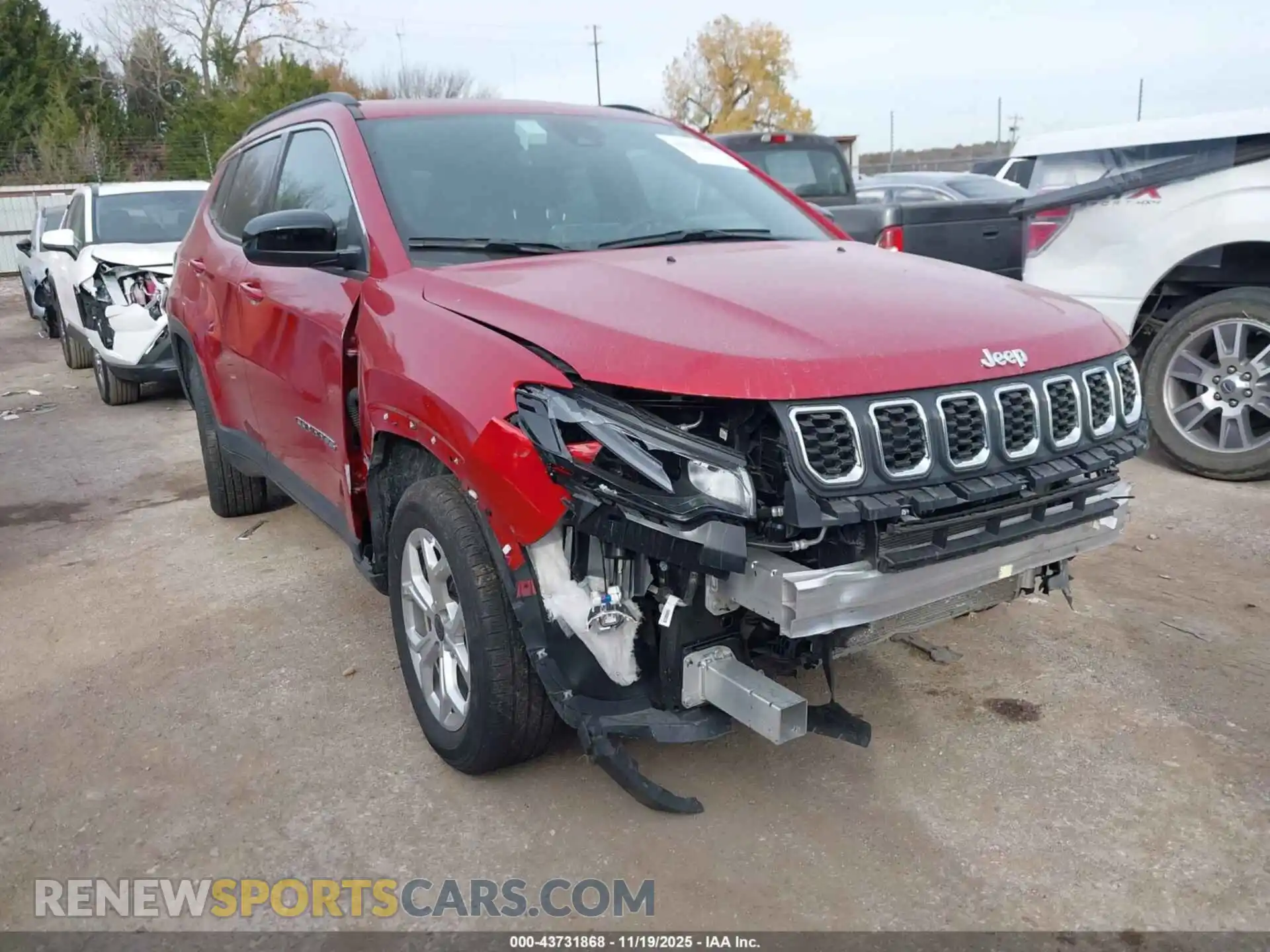 1 Photograph of a damaged car 3C4NJDBN5ST548942 JEEP COMPASS 2025