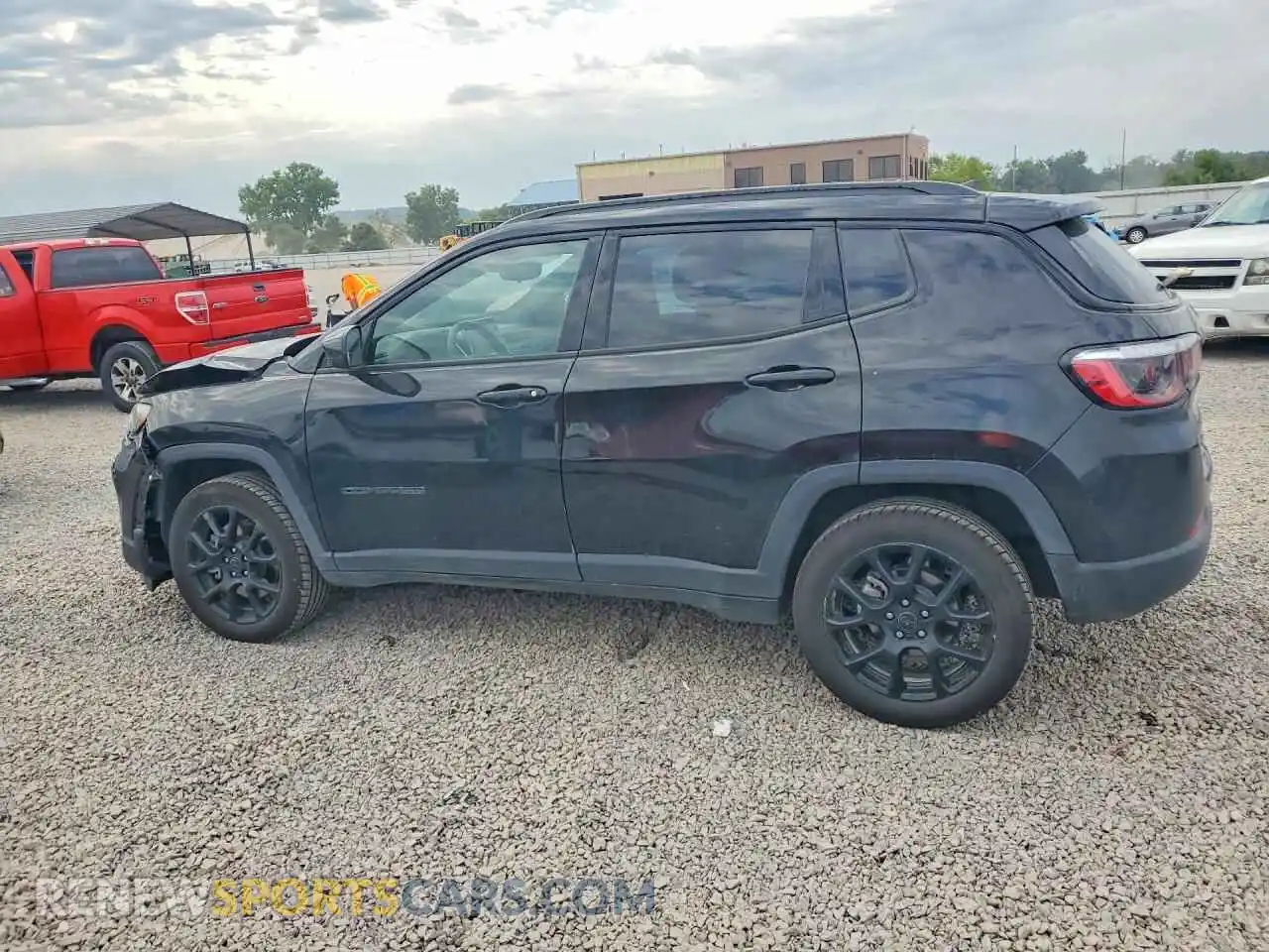 2 Фотография поврежденного автомобиля 3C4NJDBN5ST586591 JEEP COMPASS 2025