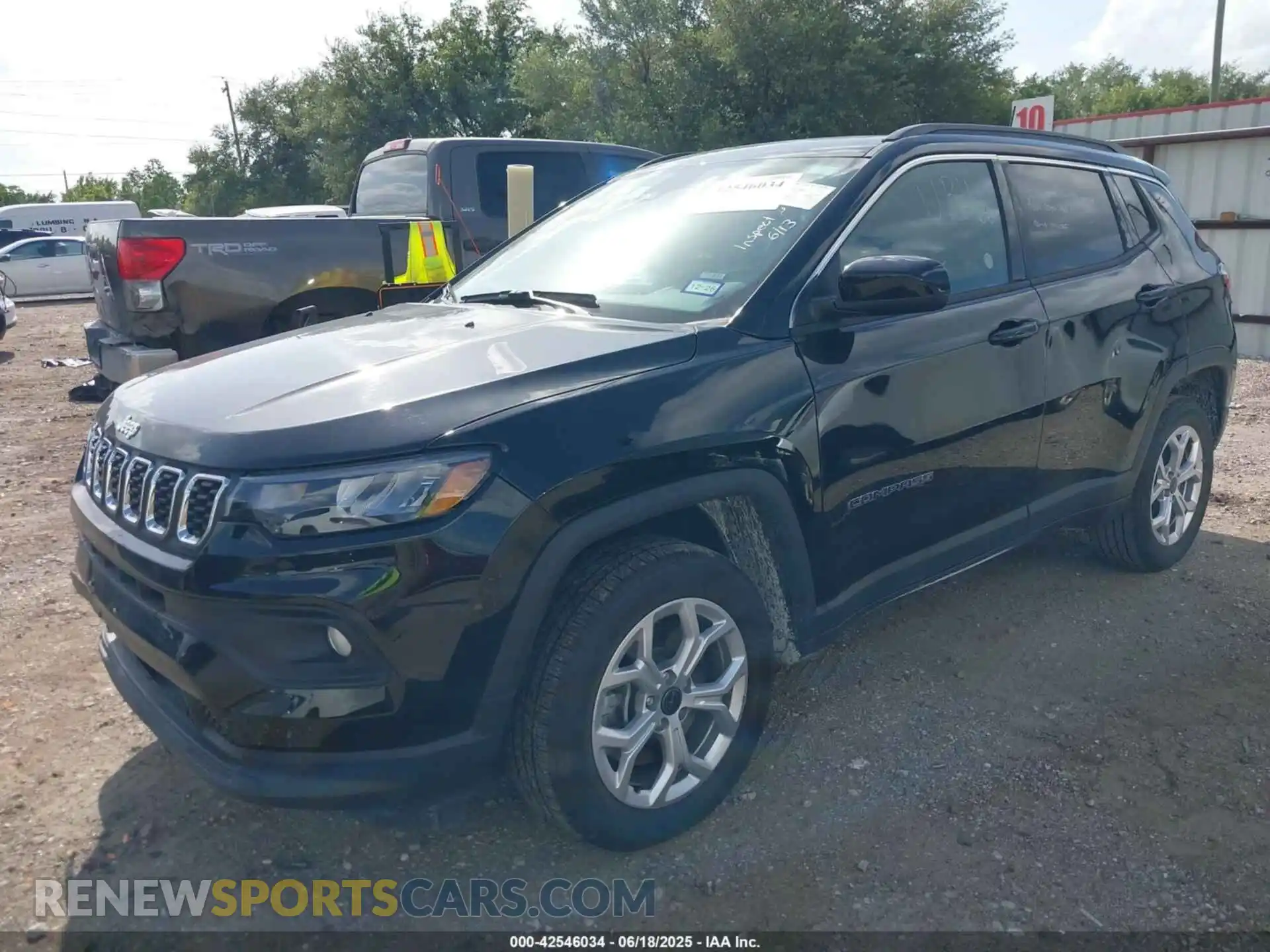 2 Фотография поврежденного автомобиля 3C4NJDBN7ST548876 JEEP COMPASS 2025