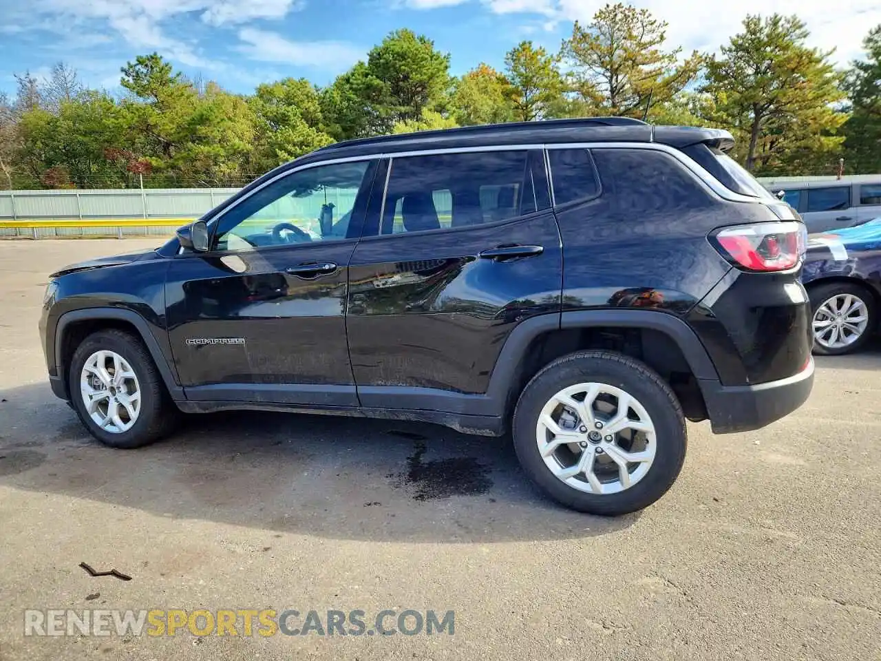 2 Photograph of a damaged car 3C4NJDBN7ST595650 JEEP COMPASS 2025