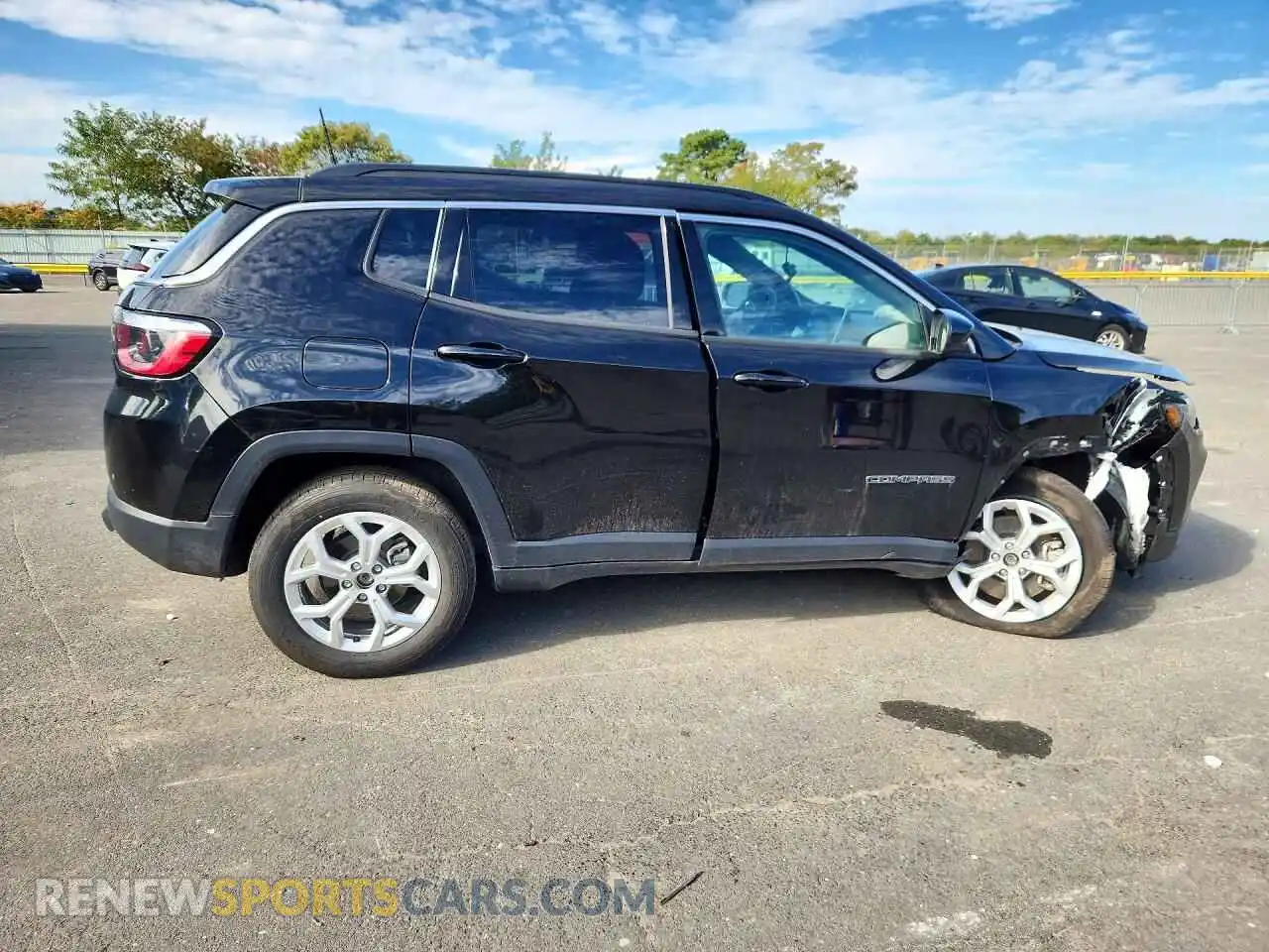 3 Photograph of a damaged car 3C4NJDBN7ST595650 JEEP COMPASS 2025