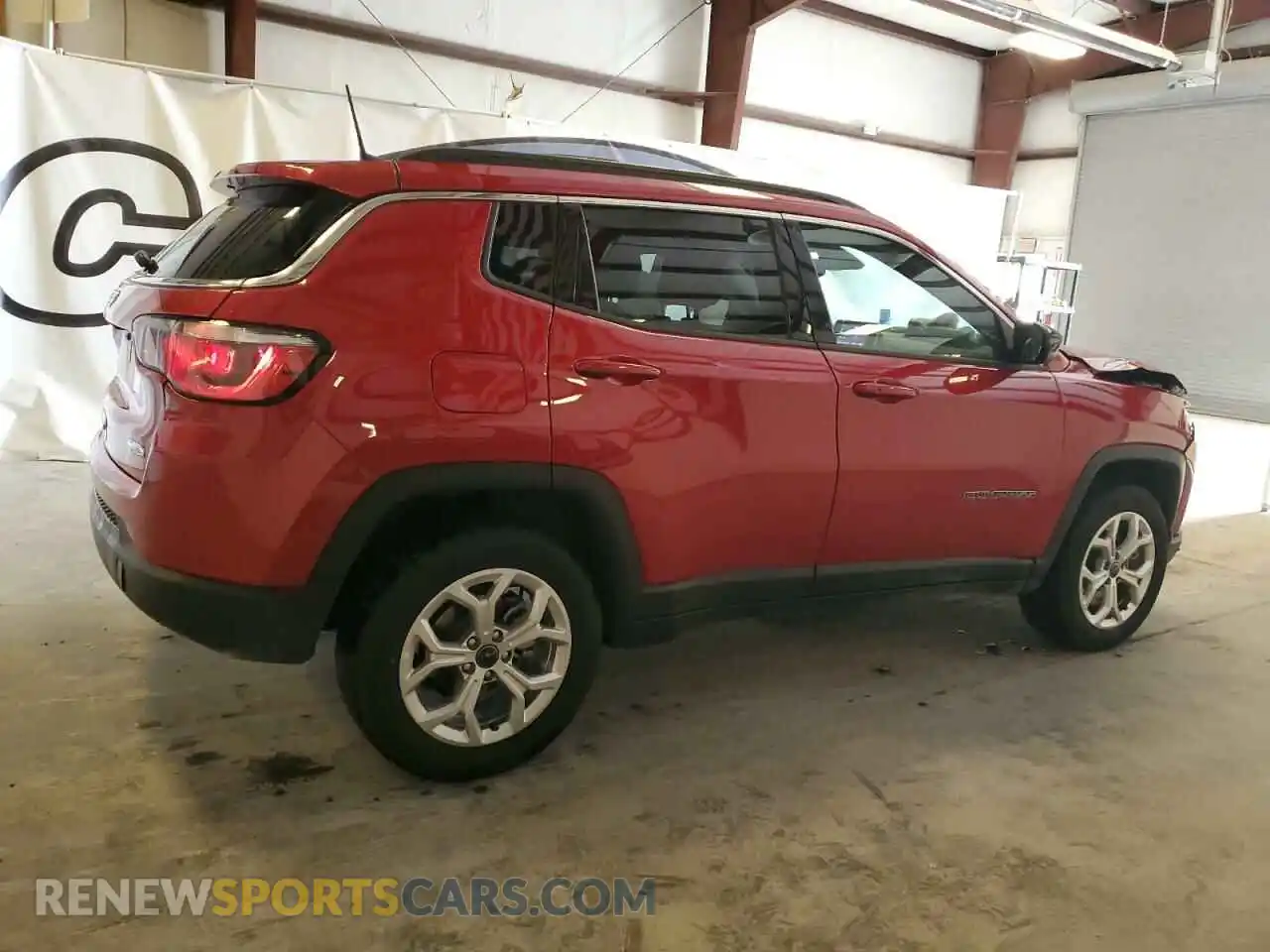 3 fotografías del automóvil dañado 3C4NJDBN8ST523534 JEEP COMPASS 2025