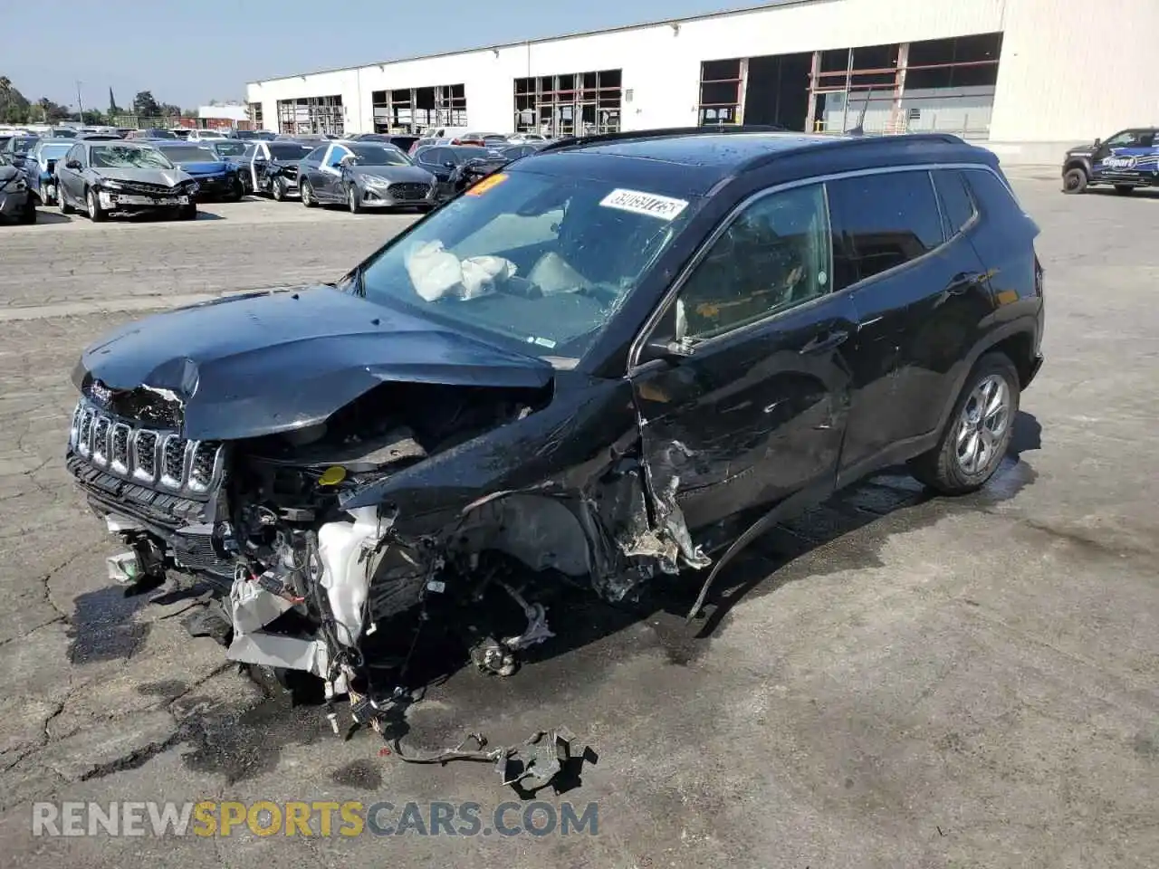 1 Photograph of a damaged car 3C4NJDBN9ST569907 JEEP COMPASS 2025