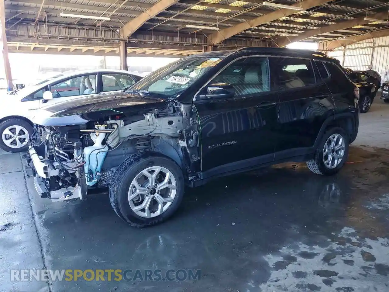 1 Photograph of a damaged car 3C4NJDBN9ST620371 JEEP COMPASS 2025