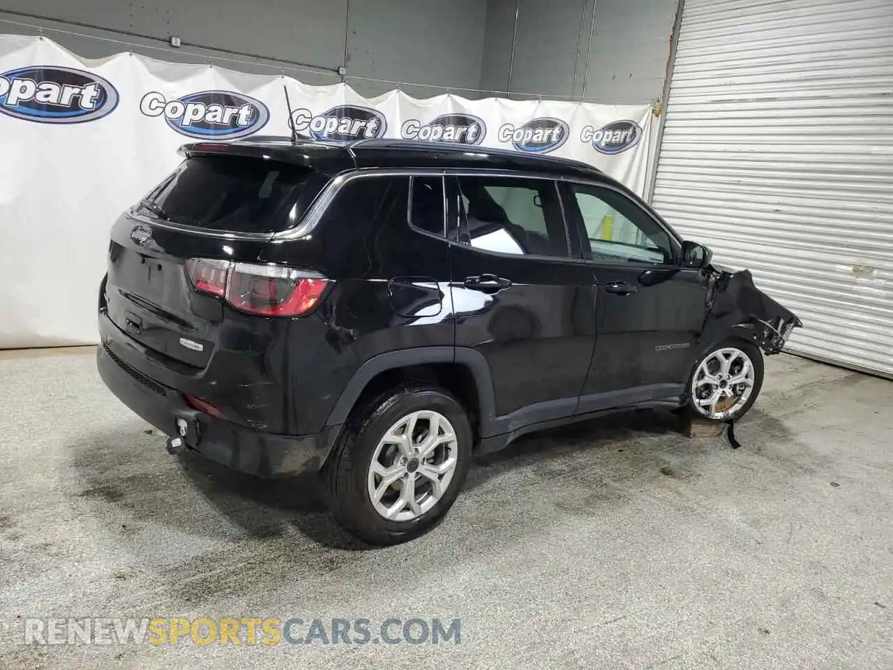 3 Photograph of a damaged car 3C4NJDBNXST523714 JEEP COMPASS 2025