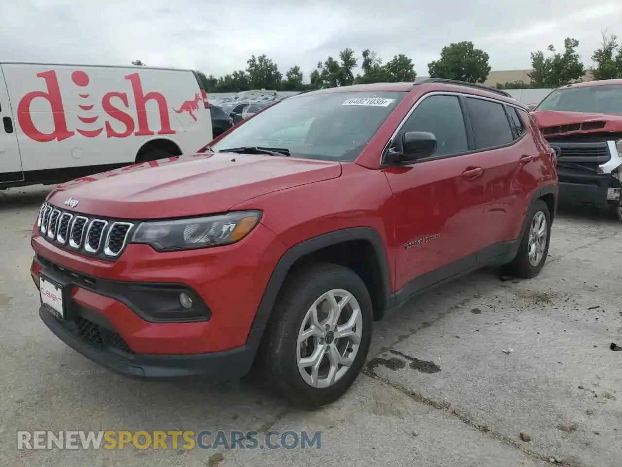 1 Photograph of a damaged car 3C4NJDBNXST559662 JEEP COMPASS 2025