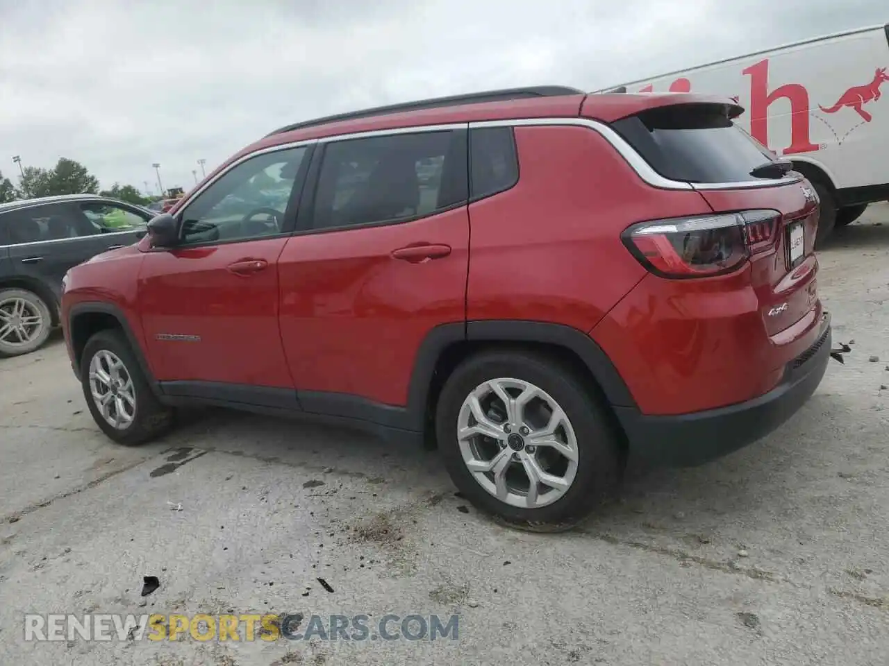2 Photograph of a damaged car 3C4NJDBNXST559662 JEEP COMPASS 2025