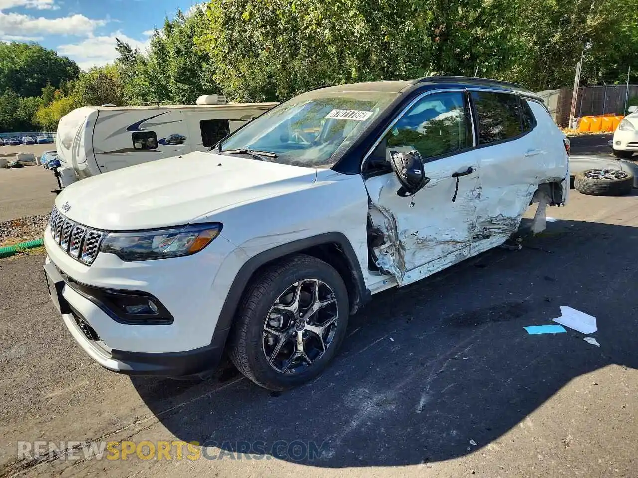 1 Photograph of a damaged car 3C4NJDCN1ST546622 JEEP COMPASS 2025