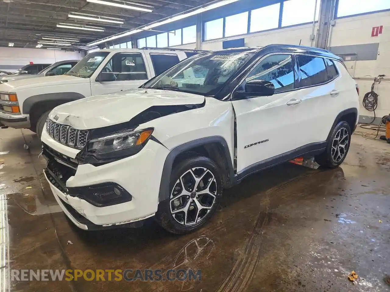 1 Photograph of a damaged car 3C4NJDCN1ST621237 JEEP COMPASS 2025