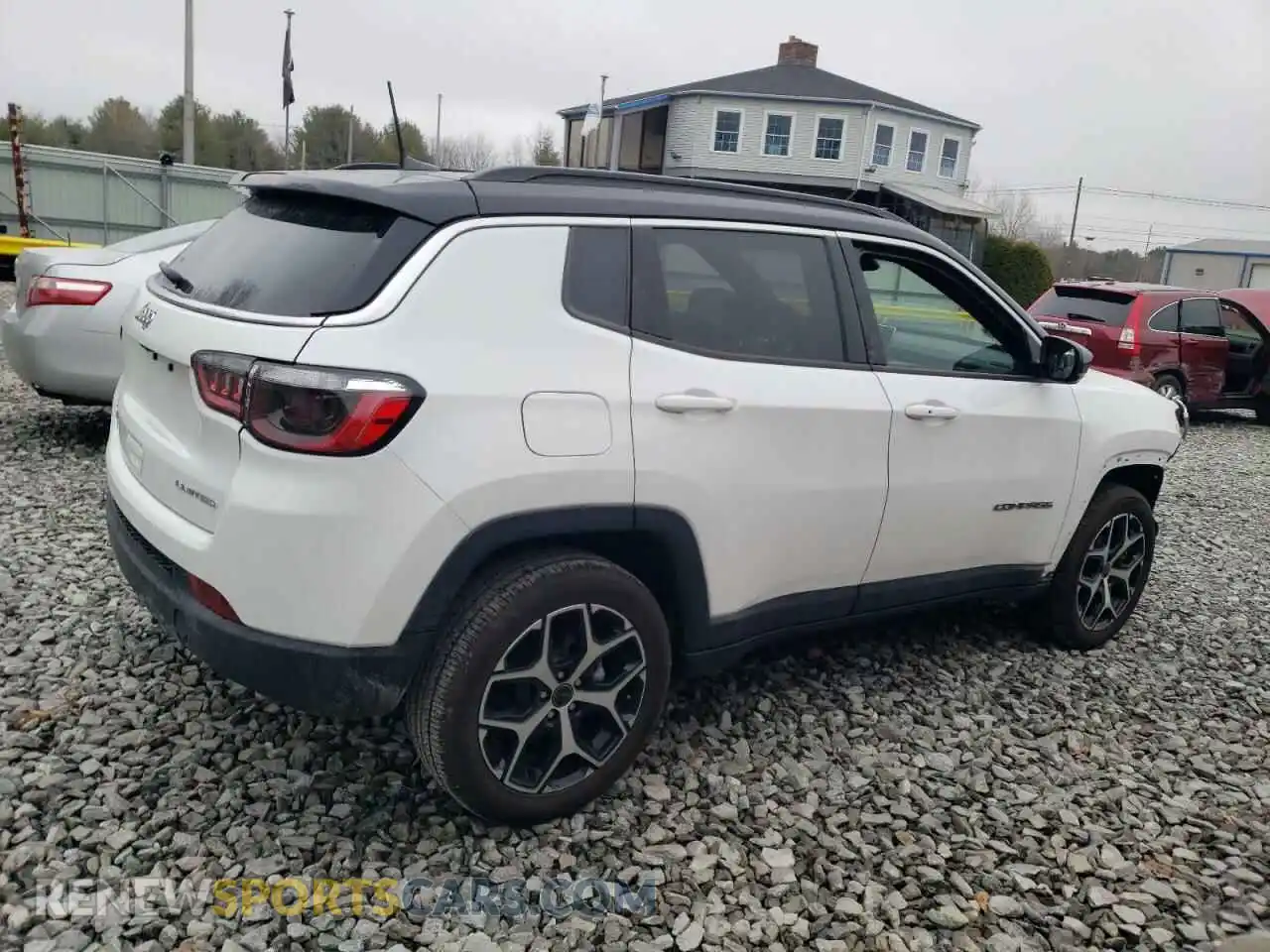 3 Photograph of a damaged car 3C4NJDCN2ST501205 JEEP COMPASS 2025