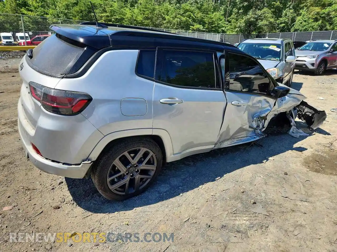 3 fotografías del automóvil dañado 3C4NJDCN2ST501494 JEEP COMPASS 2025