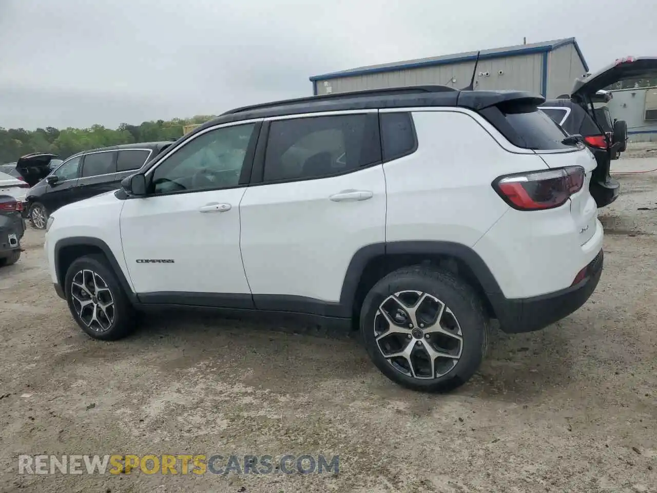 2 Photograph of a damaged car 3C4NJDCN2ST523298 JEEP COMPASS 2025