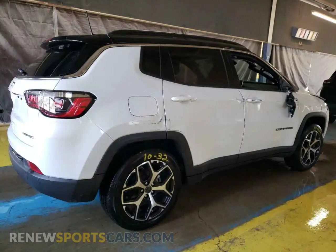3 Photograph of a damaged car 3C4NJDCN2ST565549 JEEP COMPASS 2025