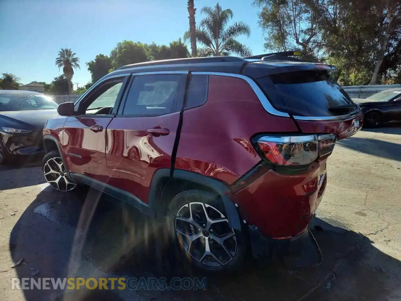 2 Photograph of a damaged car 3C4NJDCN2ST579614 JEEP COMPASS 2025