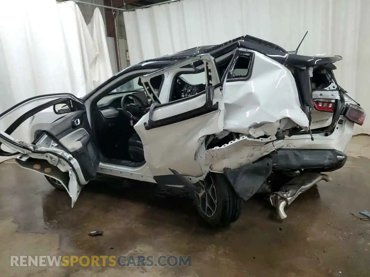 2 Photograph of a damaged car 3C4NJDCN3ST509992 JEEP COMPASS 2025