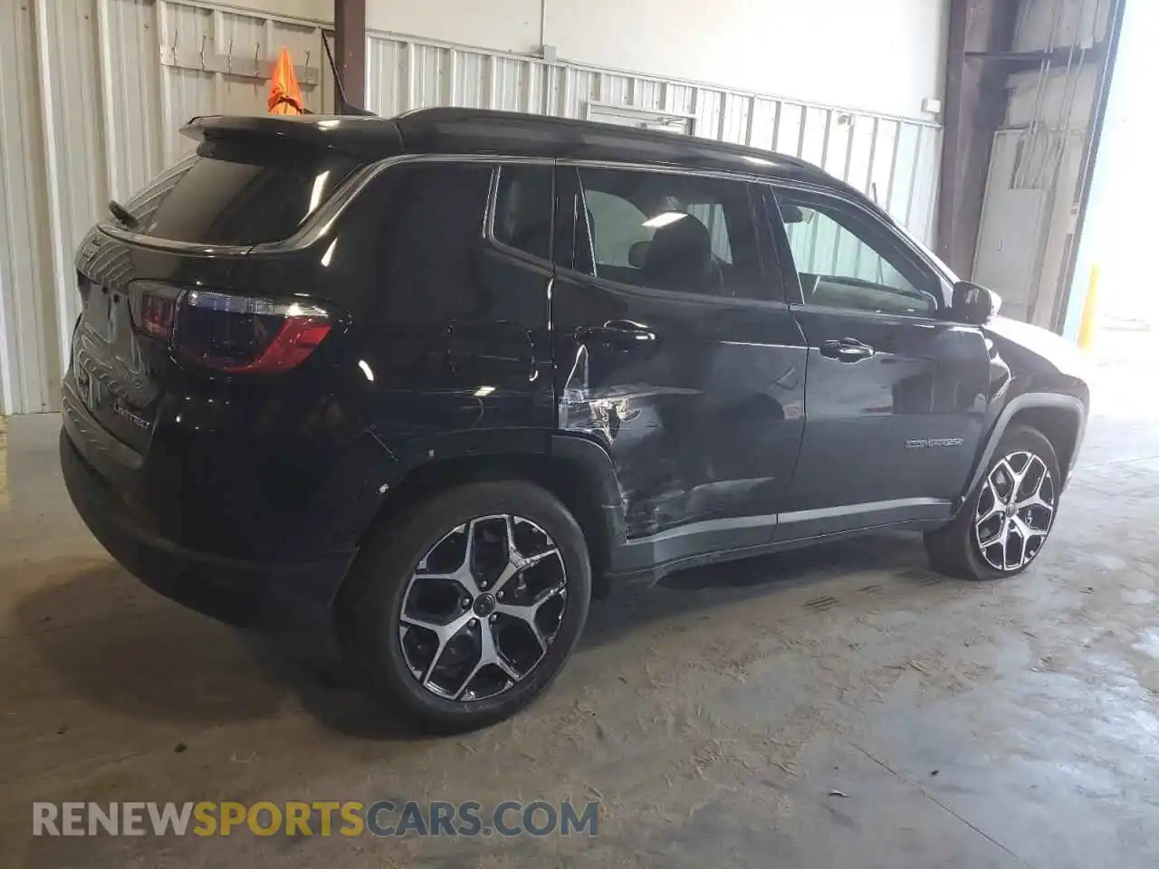 3 Photograph of a damaged car 3C4NJDCN3ST577368 JEEP COMPASS 2025