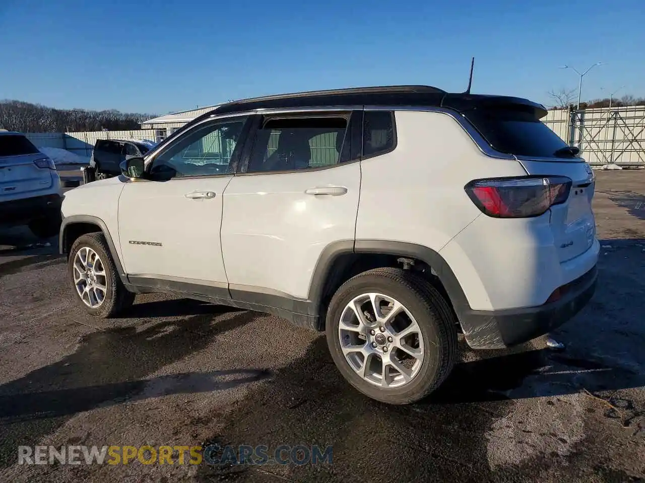 2 Photograph of a damaged car 3C4NJDCN4ST512982 JEEP COMPASS 2025