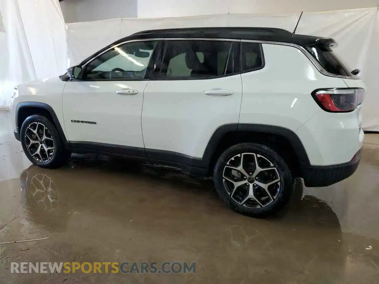 2 Photograph of a damaged car 3C4NJDCN4ST524405 JEEP COMPASS 2025