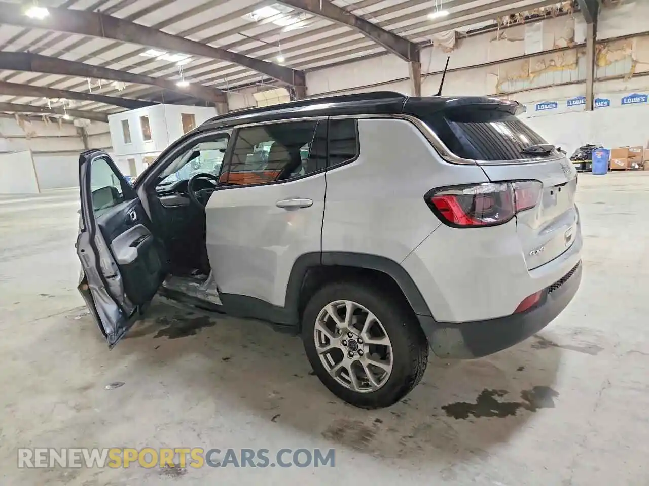 2 Photograph of a damaged car 3C4NJDCN5ST504972 JEEP COMPASS 2025