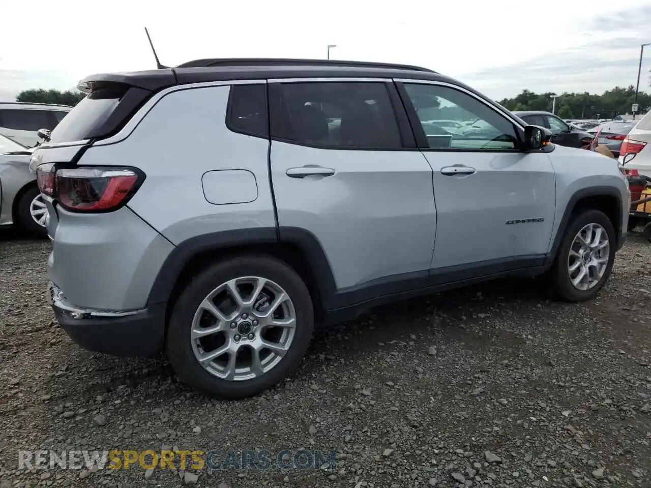3 fotografías del automóvil dañado 3C4NJDCN5ST508343 JEEP COMPASS 2025