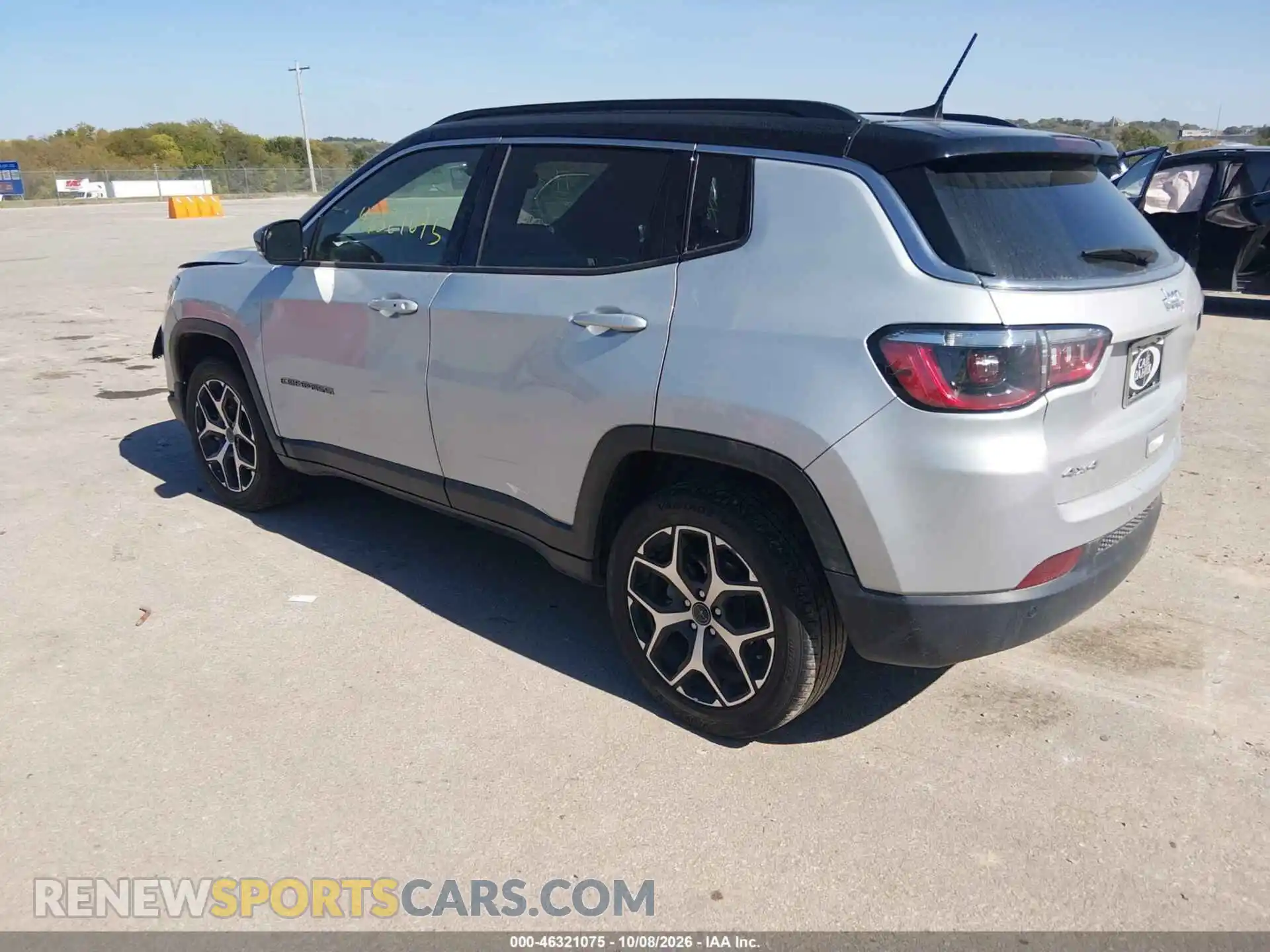 3 Photograph of a damaged car 3C4NJDCN5ST521321 JEEP COMPASS 2025