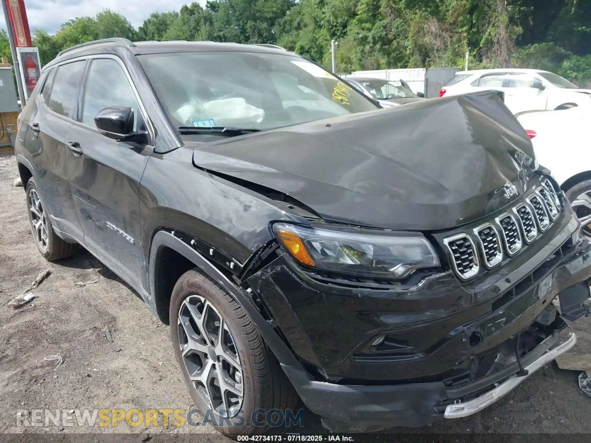 1 Photograph of a damaged car 3C4NJDCN6ST551962 JEEP COMPASS 2025