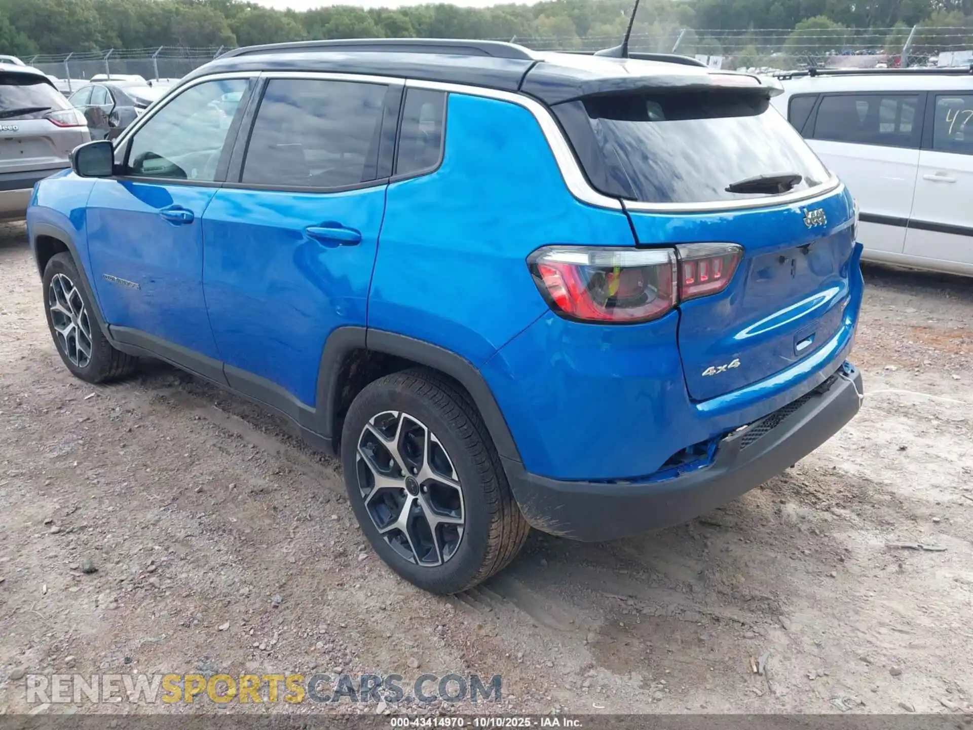 3 Photograph of a damaged car 3C4NJDCN7ST568799 JEEP COMPASS 2025