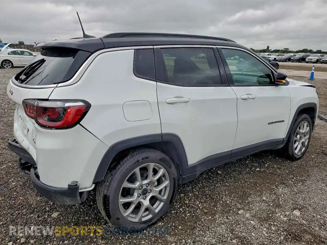 3 Photograph of a damaged car 3C4NJDCN8ST507736 JEEP COMPASS 2025