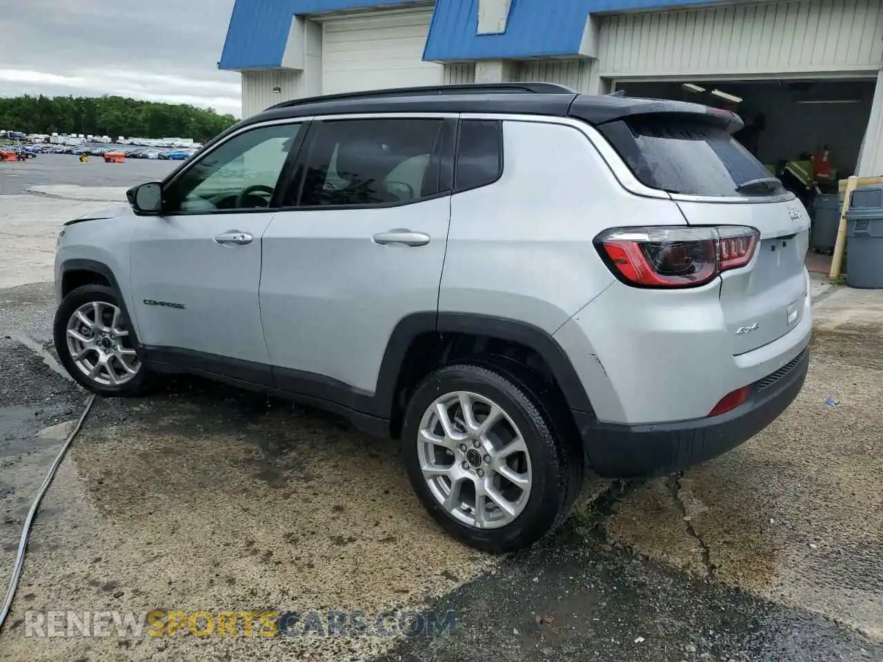 2 Photograph of a damaged car 3C4NJDCN8ST508143 JEEP COMPASS 2025