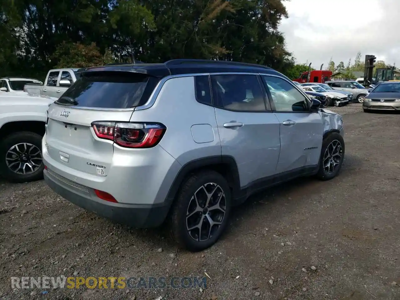 3 Photograph of a damaged car 3C4NJDCN8ST510393 JEEP COMPASS 2025