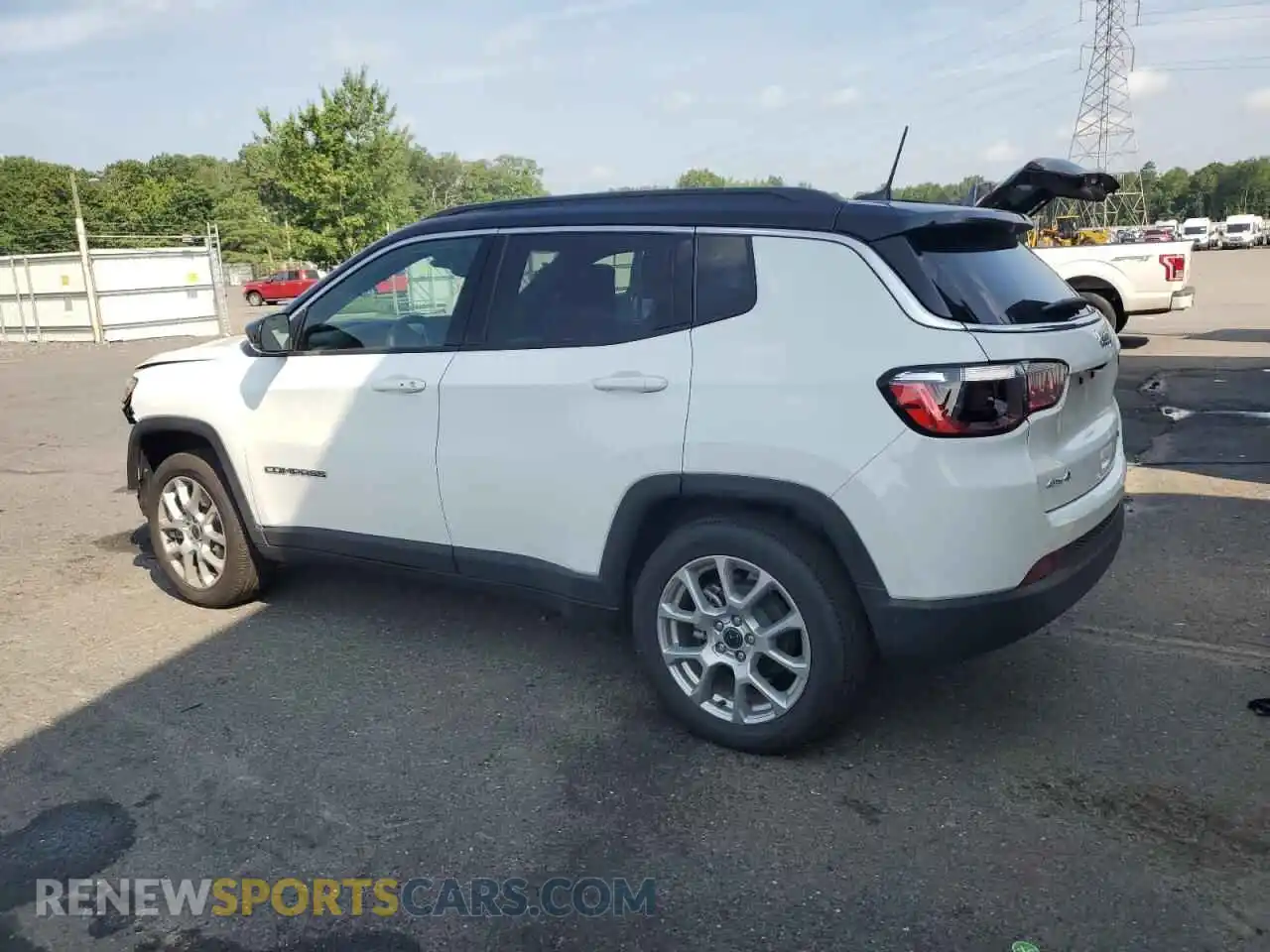 2 Photograph of a damaged car 3C4NJDCN8ST512970 JEEP COMPASS 2025