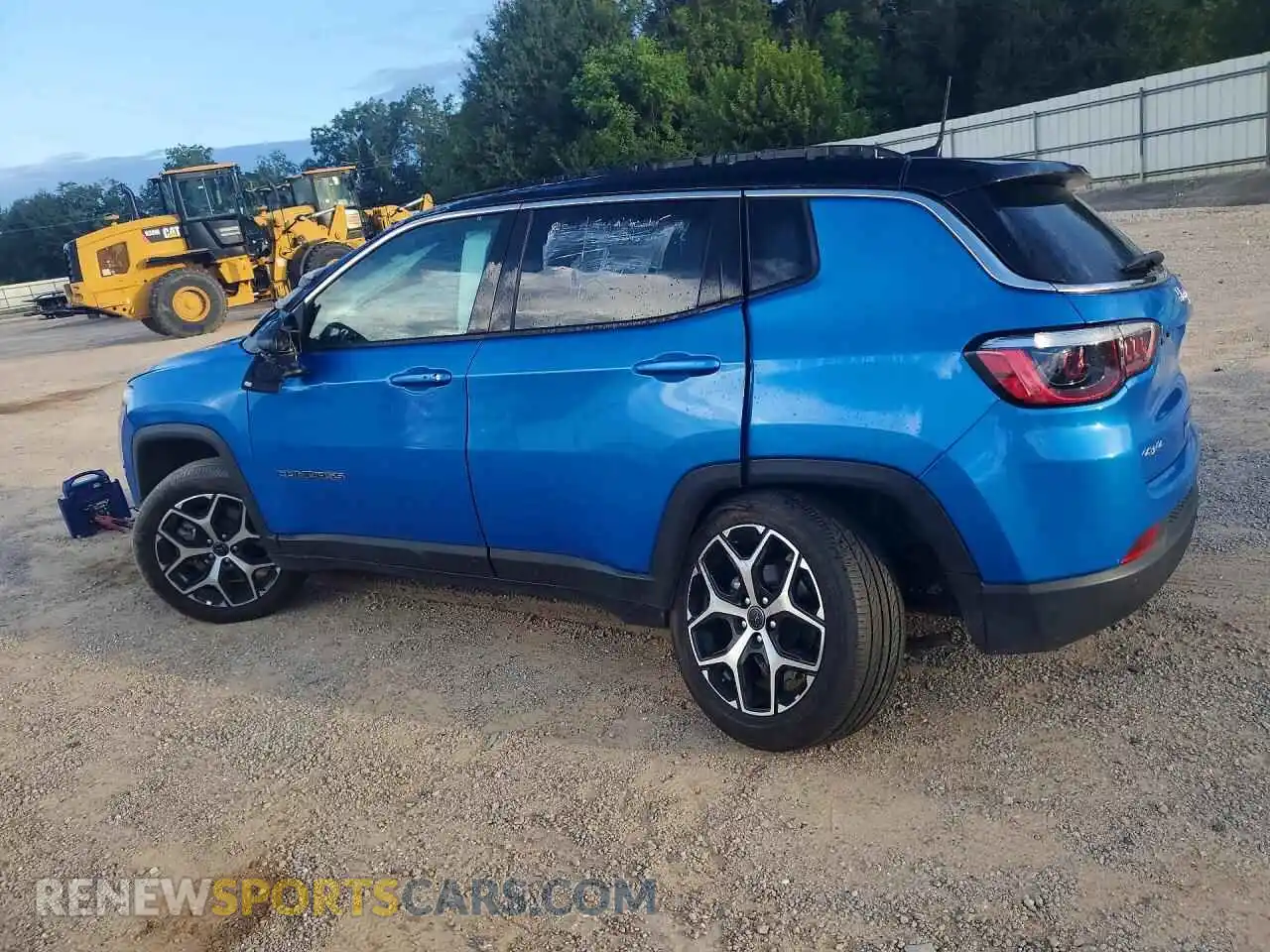 2 fotografías del automóvil dañado 3C4NJDCN8ST602698 JEEP COMPASS 2025