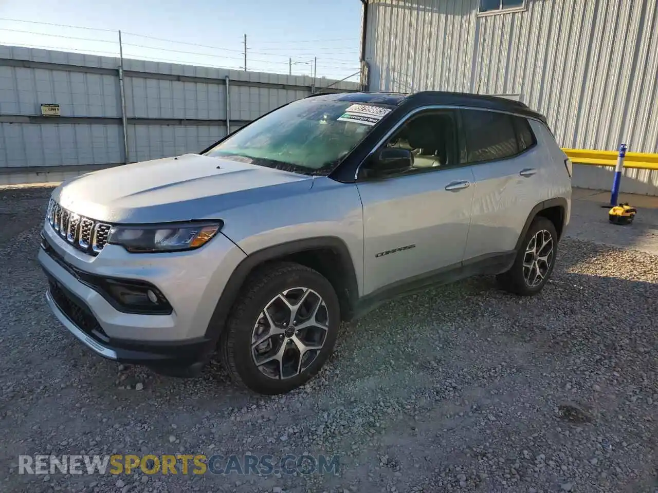 1 Photograph of a damaged car 3C4NJDCN8ST615242 JEEP COMPASS 2025