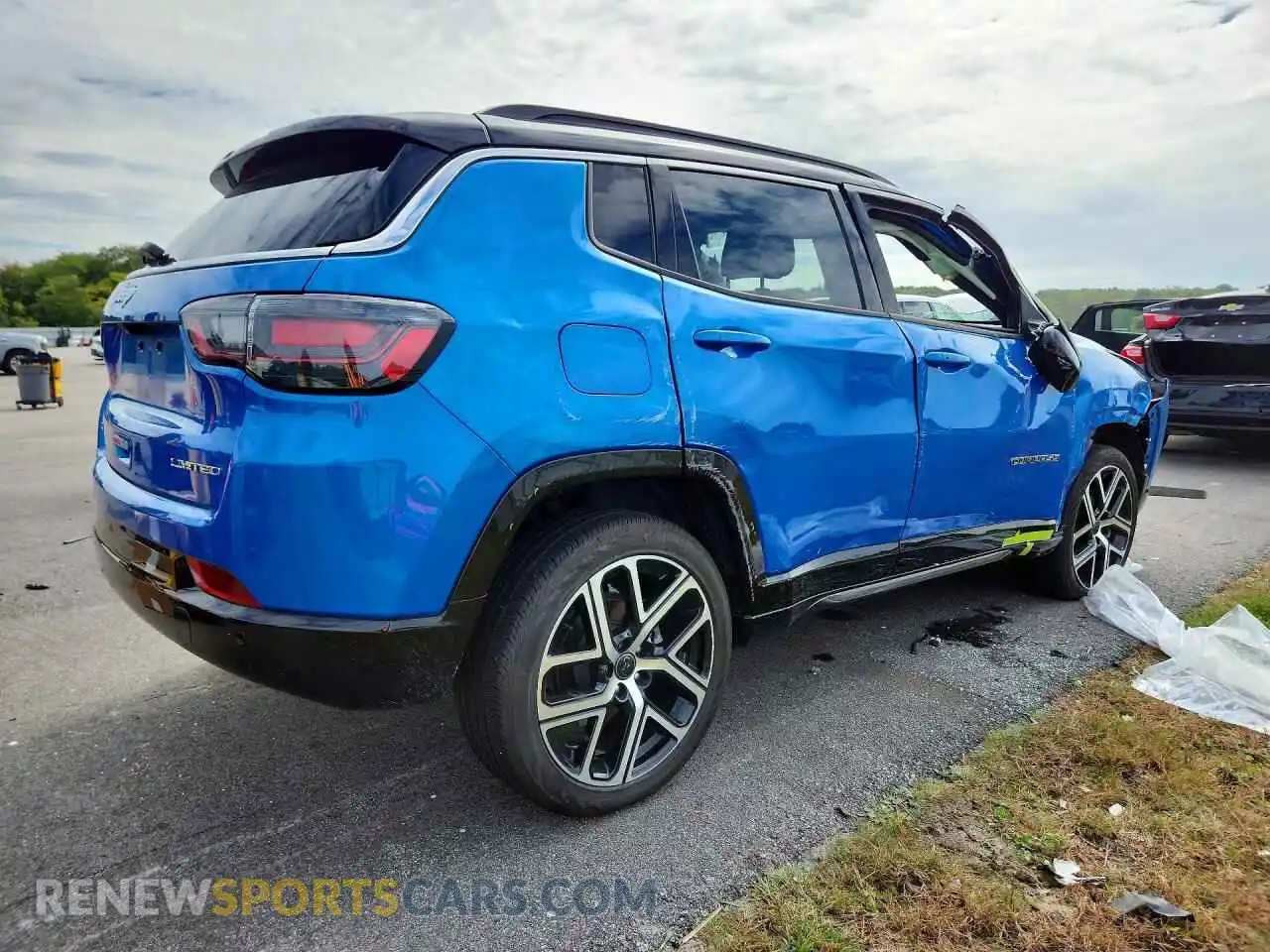 3 Photograph of a damaged car 3C4NJDCN8ST615449 JEEP COMPASS 2025