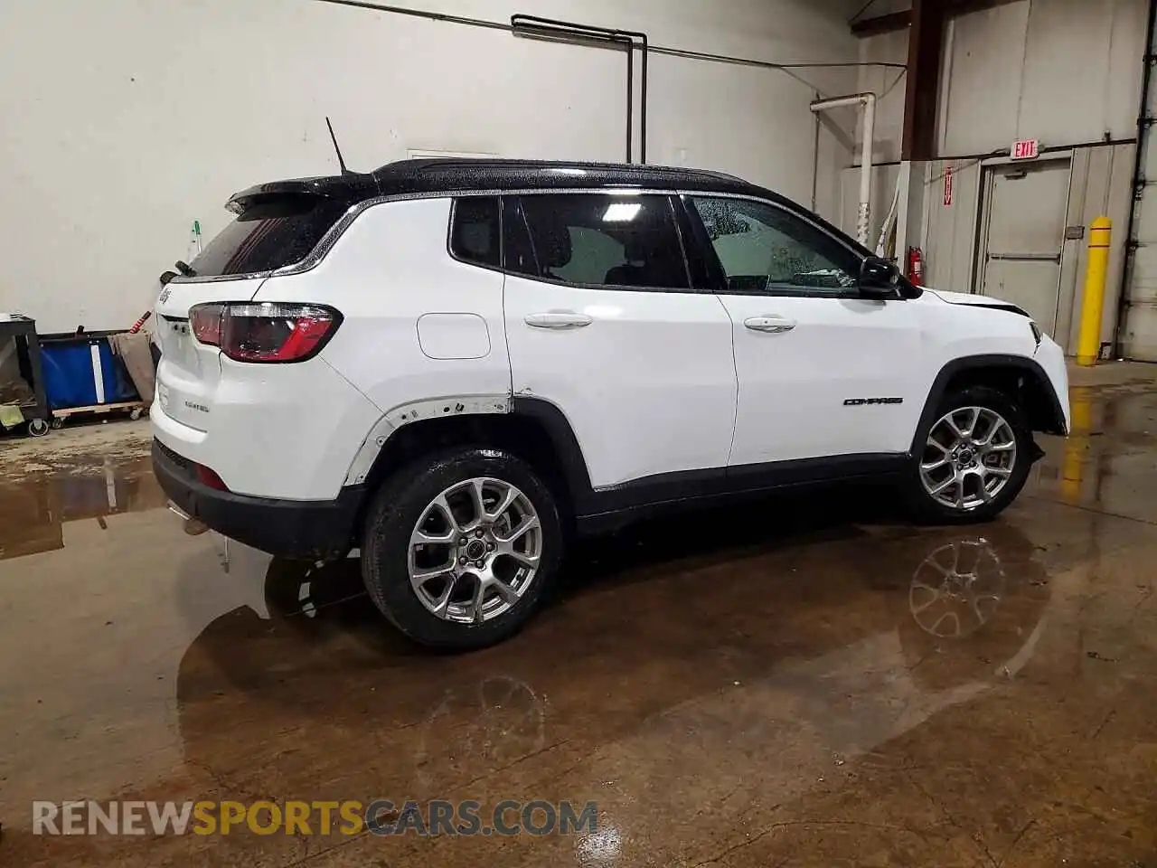 3 Фотография поврежденного автомобиля 3C4NJDCNXST504885 JEEP COMPASS 2025