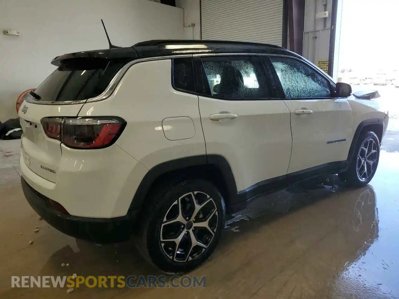 3 Photograph of a damaged car 3C4NJDCNXST509746 JEEP COMPASS 2025