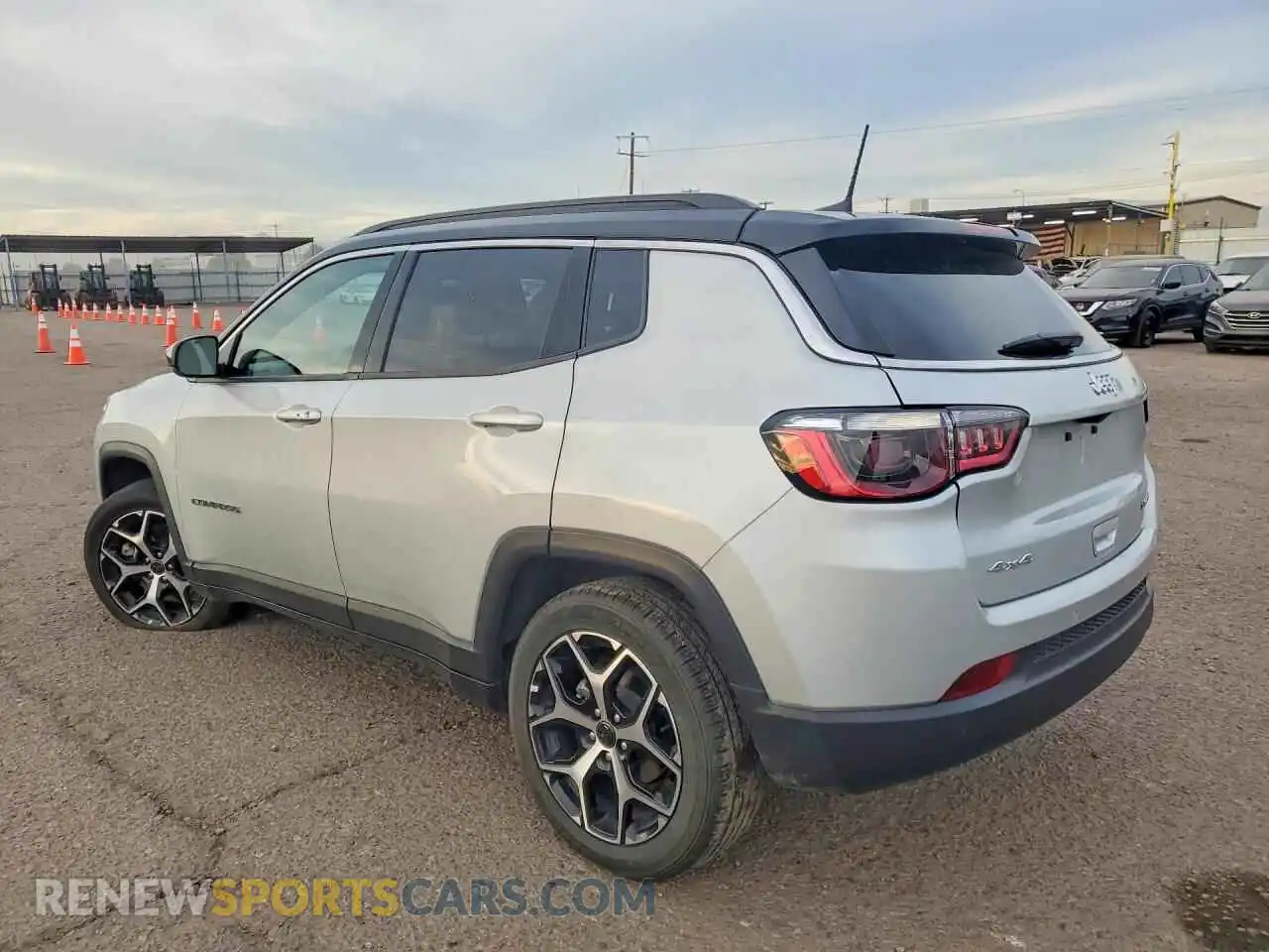 2 Photograph of a damaged car 3C4NJDCNXST522464 JEEP COMPASS 2025