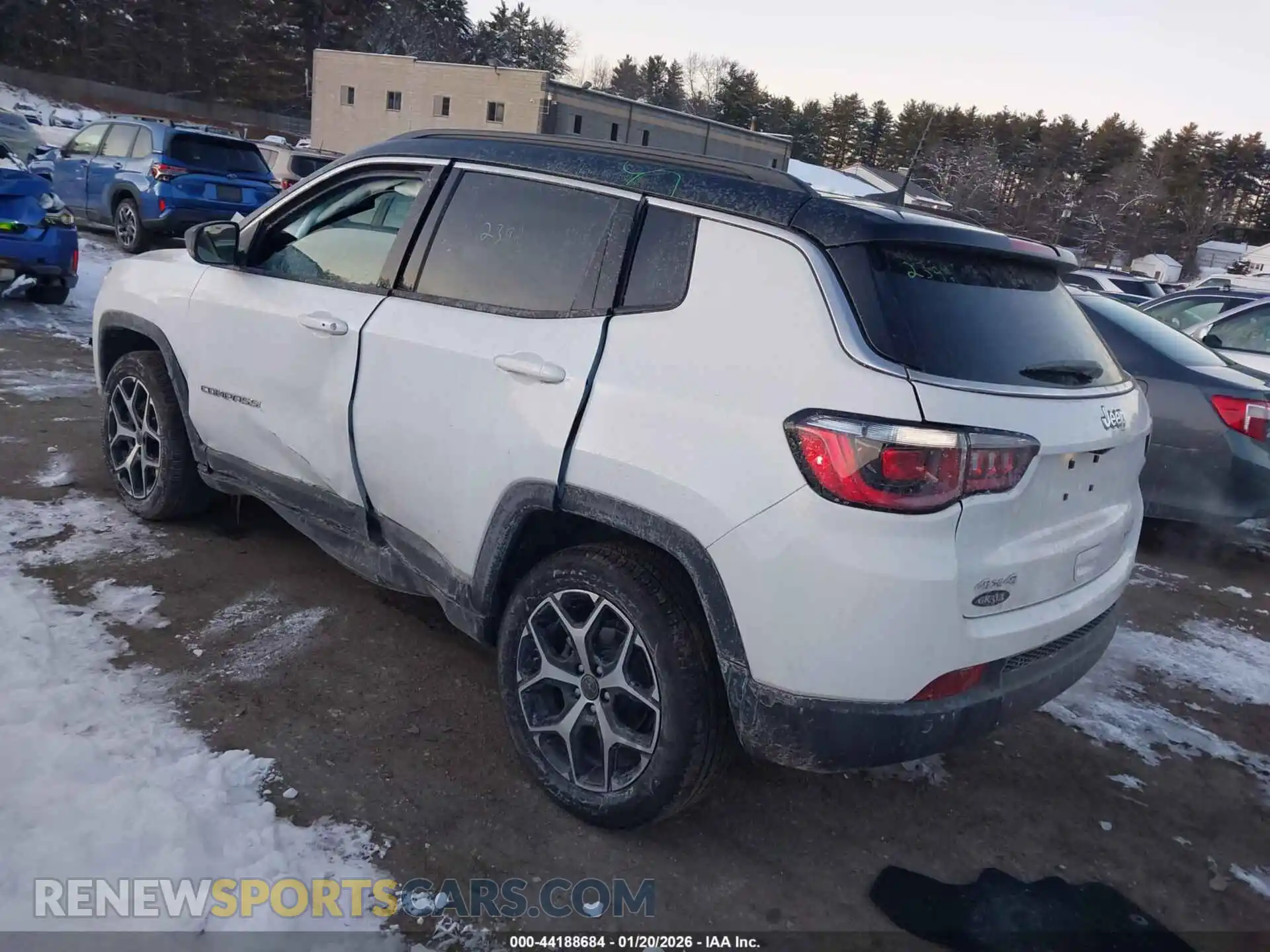 3 Photograph of a damaged car 3C4NJDCNXST562088 JEEP COMPASS 2025