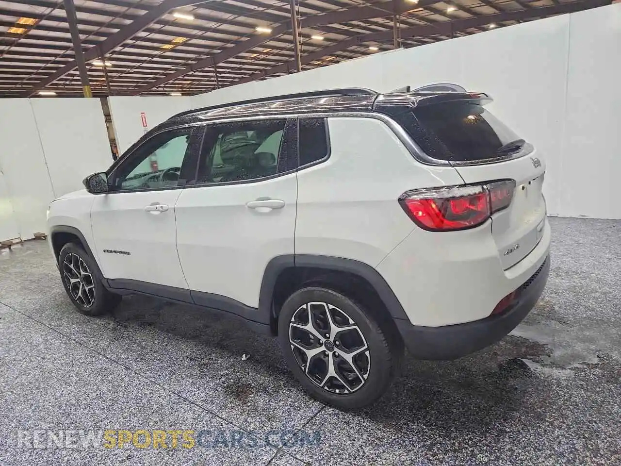 2 Photograph of a damaged car 3C4NJDCNXST614352 JEEP COMPASS 2025