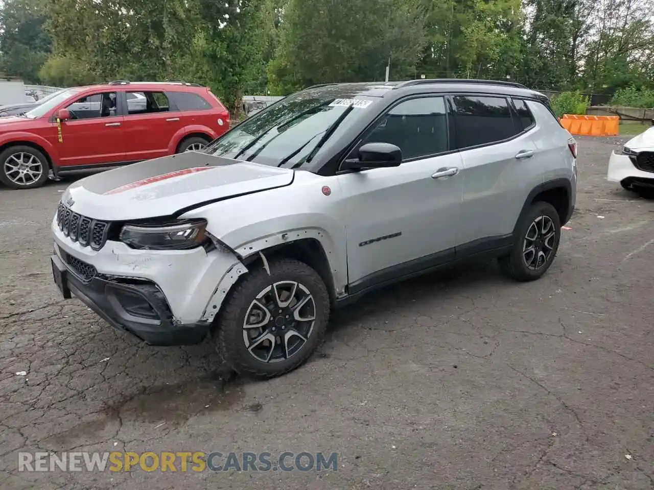 1 Photograph of a damaged car 3C4NJDDN0ST533438 JEEP COMPASS 2025