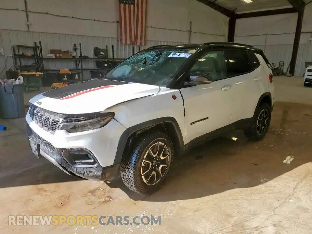 1 Photograph of a damaged car 3C4NJDDN1ST584236 JEEP COMPASS 2025