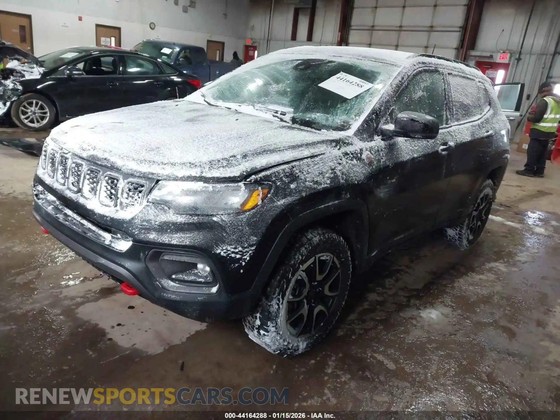 2 Photograph of a damaged car 3C4NJDDN2ST622055 JEEP COMPASS 2025