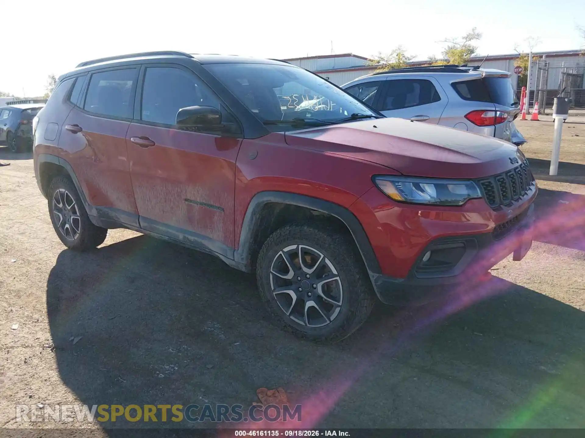 1 Photograph of a damaged car 3C4NJDDN4ST613311 JEEP COMPASS 2025