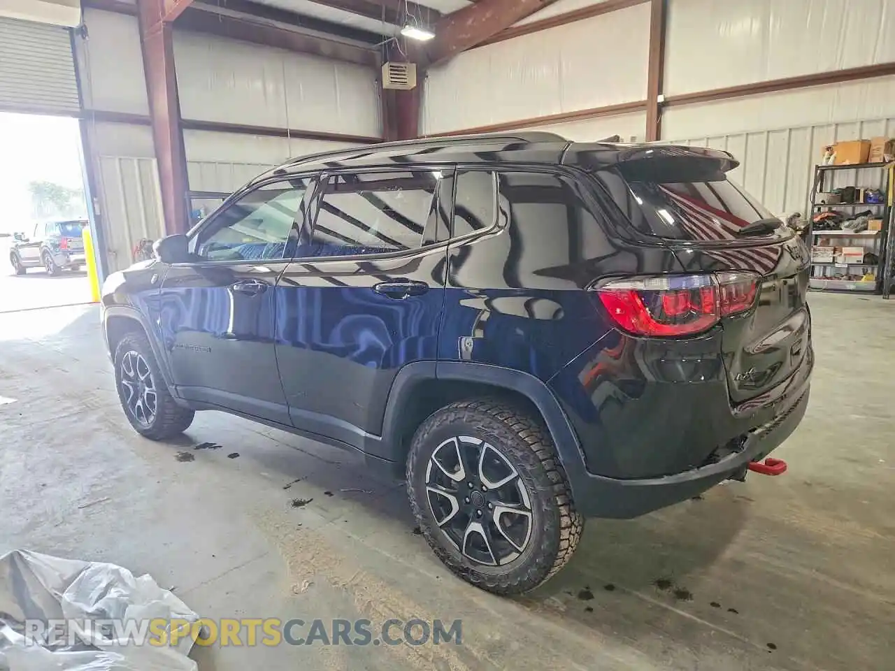 2 Photograph of a damaged car 3C4NJDDN4ST615740 JEEP COMPASS 2025