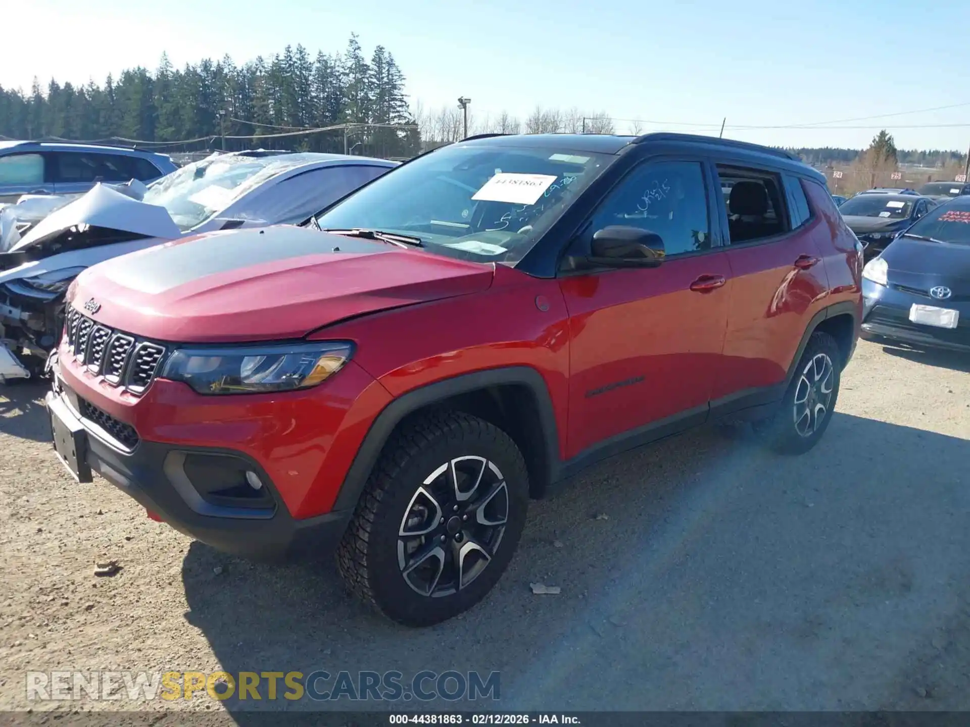 2 Photograph of a damaged car 3C4NJDDN5ST622096 JEEP COMPASS 2025