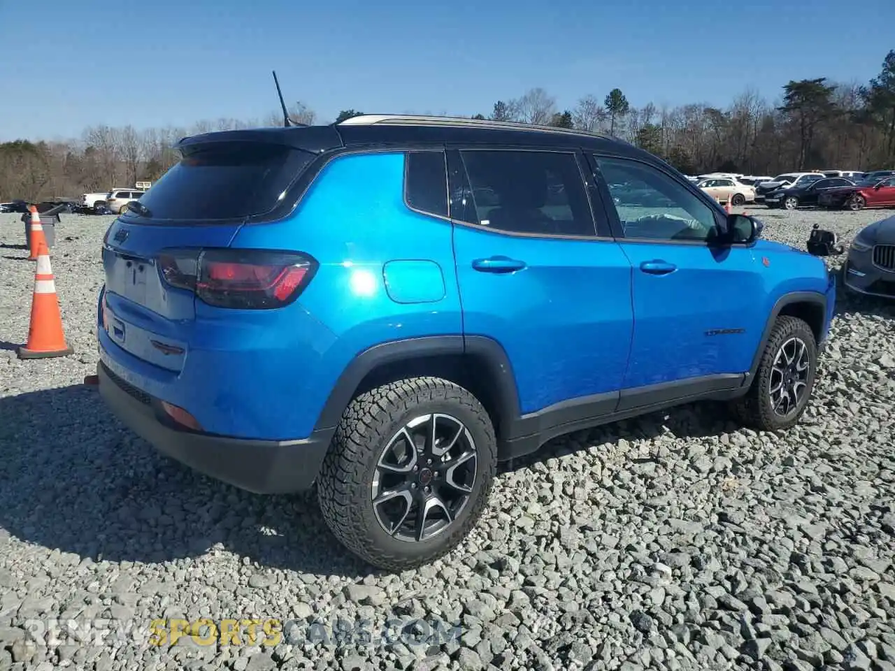 3 Photograph of a damaged car 3C4NJDDN6ST508785 JEEP COMPASS 2025