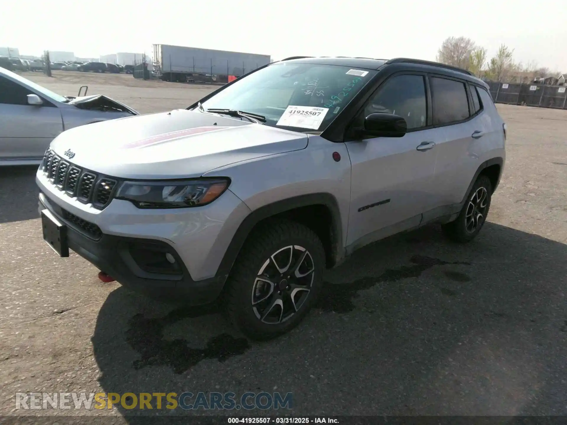 2 Photograph of a damaged car 3C4NJDDN6ST550969 JEEP COMPASS 2025